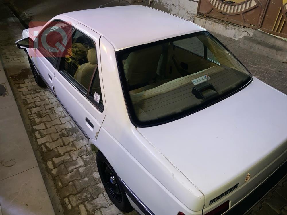 بيجو 405